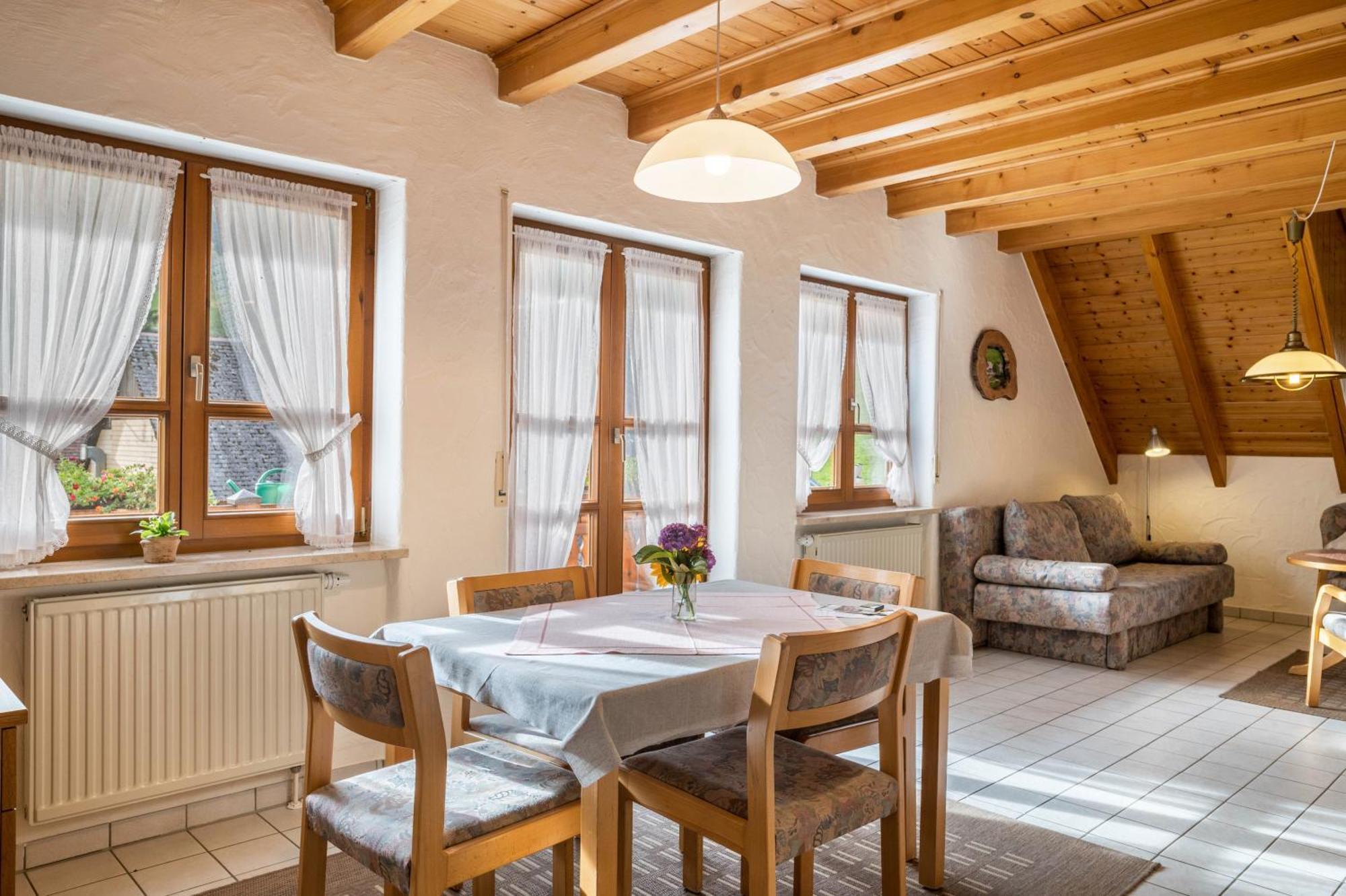 Gasthaus Zur Linde- Napf Oberried  Esterno foto