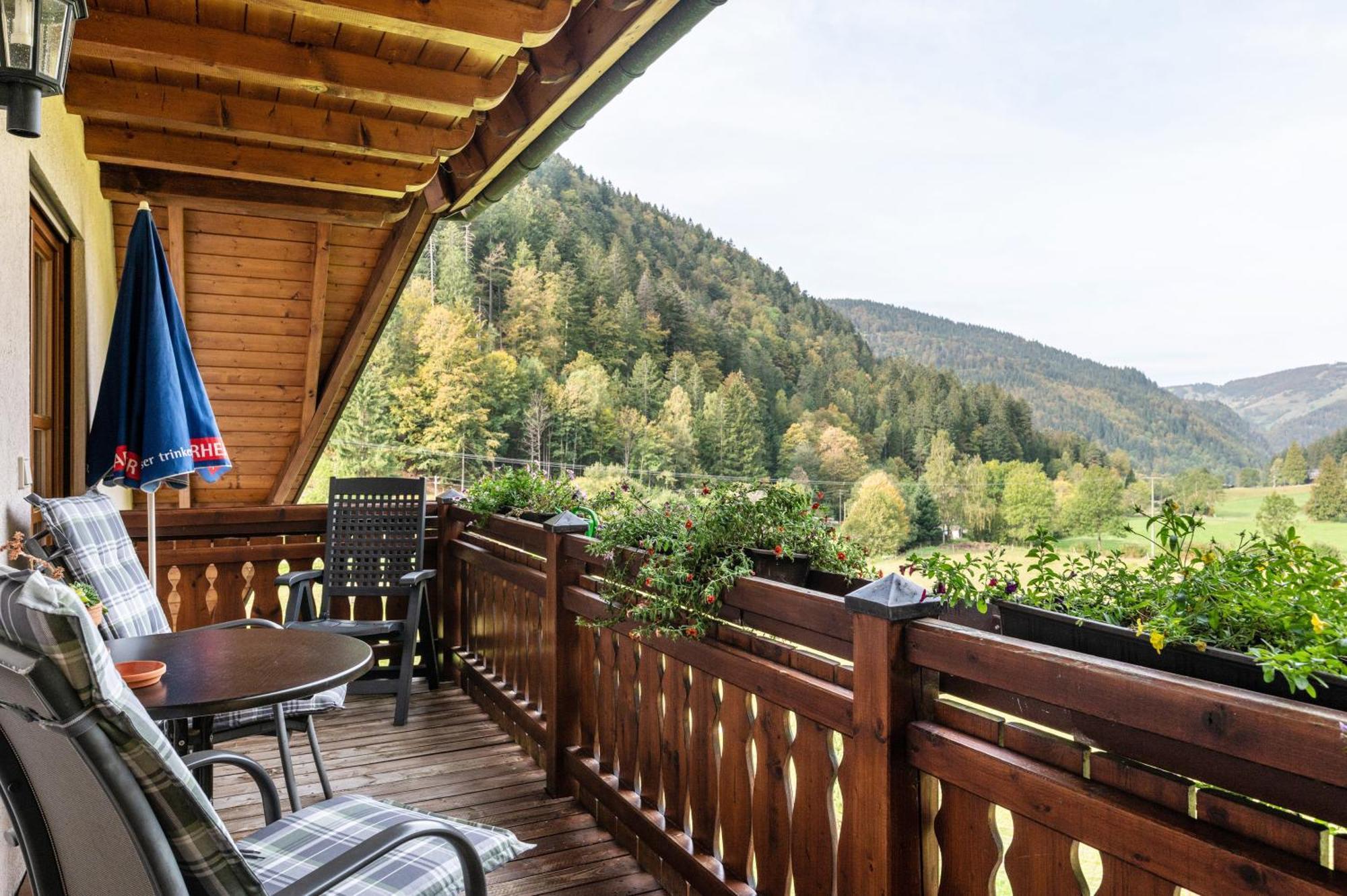 Gasthaus Zur Linde- Napf Oberried  Esterno foto